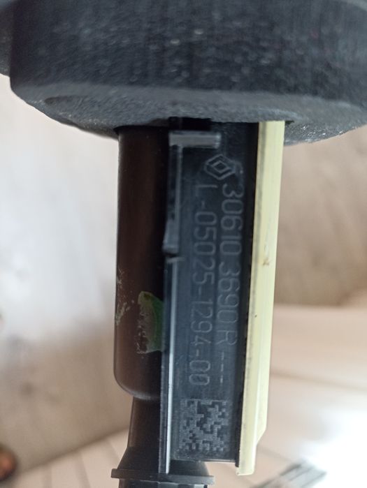 Pompă ambreiaj cod 306103690R Renault Megane 4 an 2021