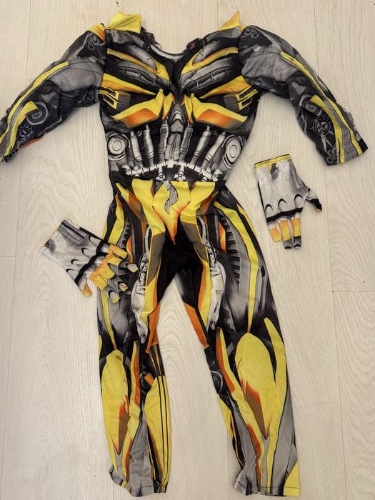 Продам костюм трансформера б/у для мальчика