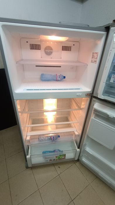 LG голям хладилник Nofrost