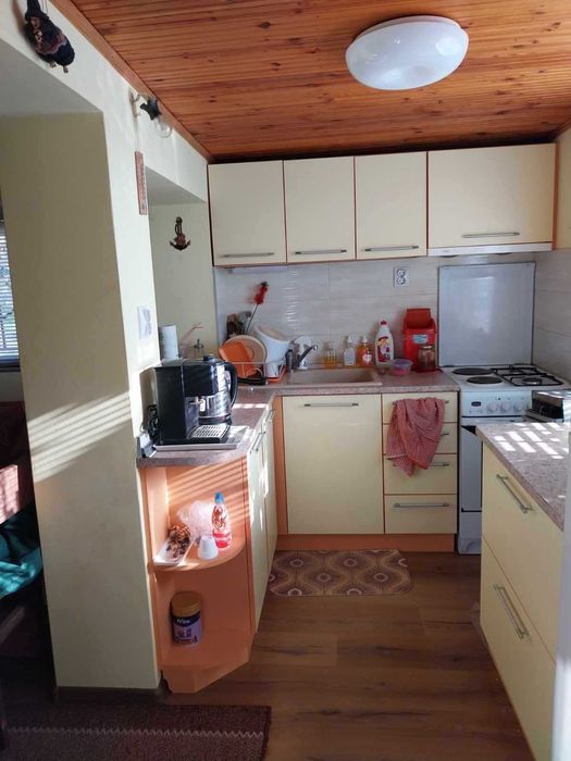 Продавам къща в с.Сърпово