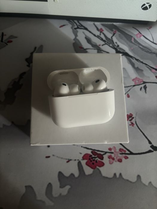 Airpods pro 3 noi