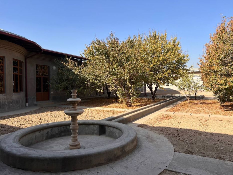 16 sotixli uchastka  sotiladi