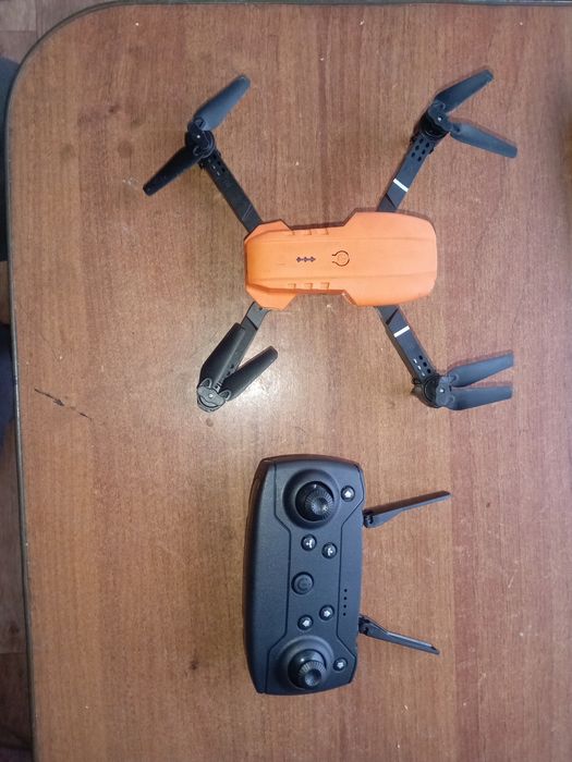 Дрон. Хороший подарок