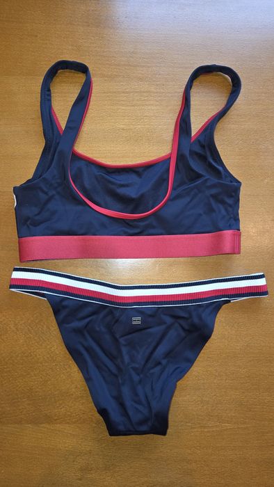 Tommy Hilfiger, чисто нов бански от две части