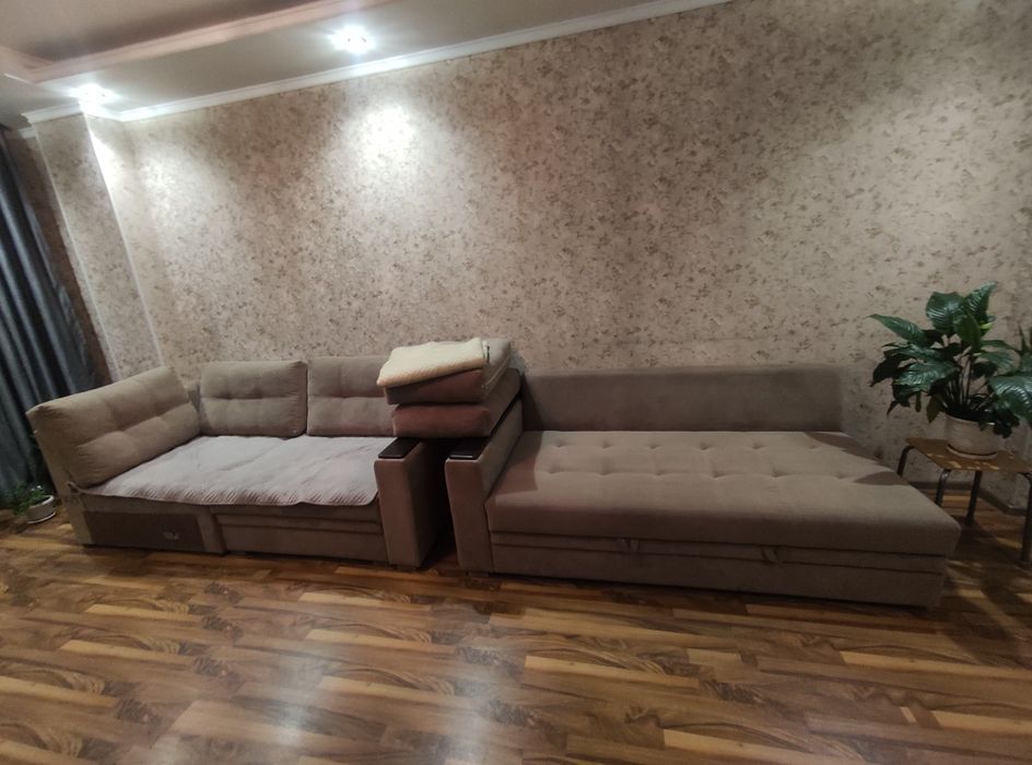 Продаю угловой диван