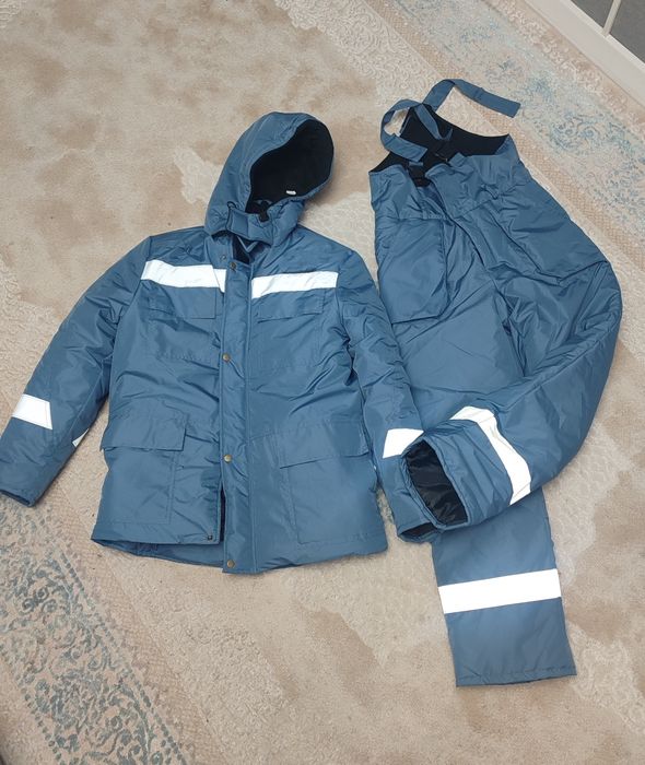 Продам зимнюю спецодежду