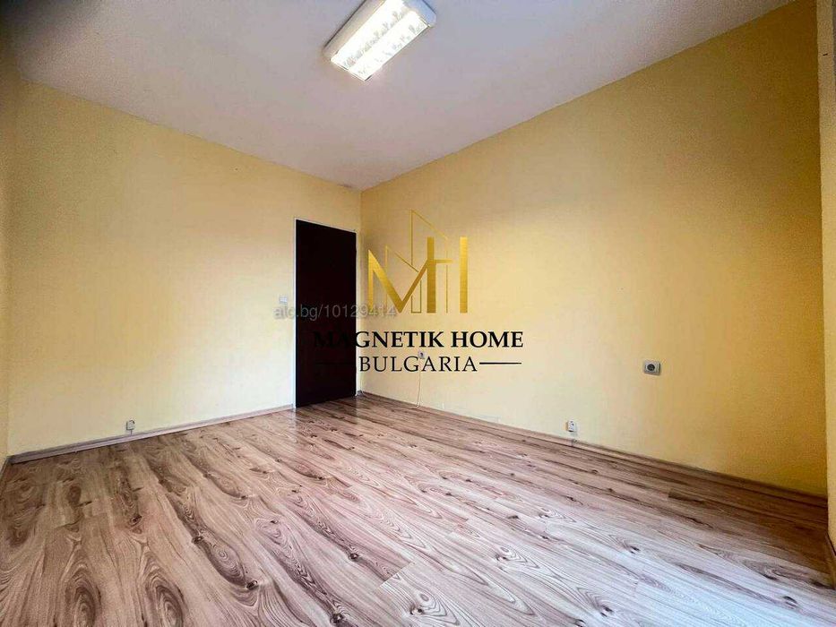 Дава се под наем Тристаен апартамент в Бургас, Възраждане - 100 кв.м за 357 € - Снимка #10