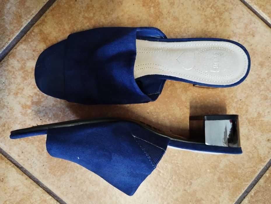 Pantofi cu toc pentru vara