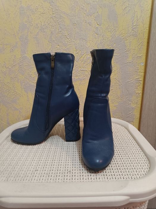 Зимни боти 36 номер носени неразличими от нови