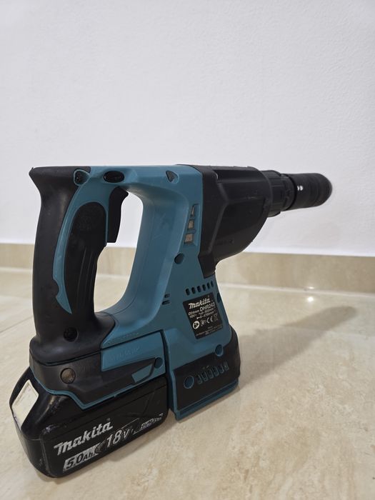 Rotopercutor Makita DHR 243