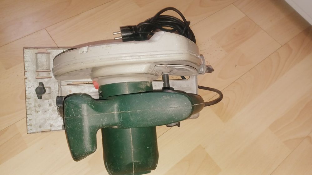 Мощен и голям Ръчен Циркуляр Бош PKS 66 BOSCH Англия