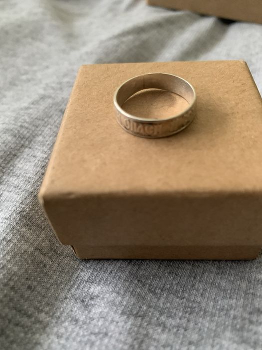 Серебрянные ювелирные украшения.