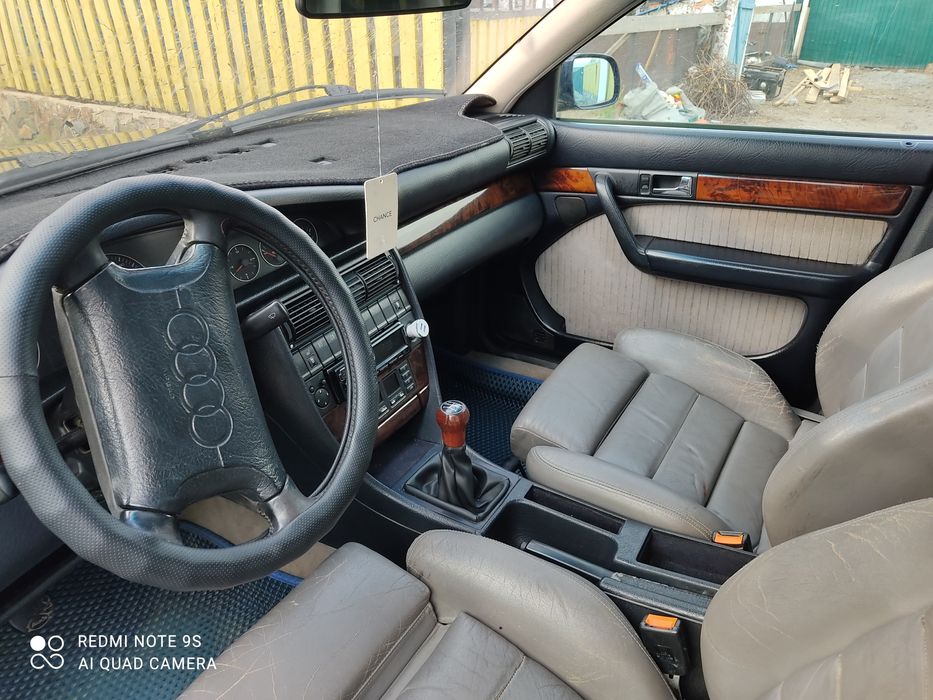 Продам Ауди А6 С4 2.6