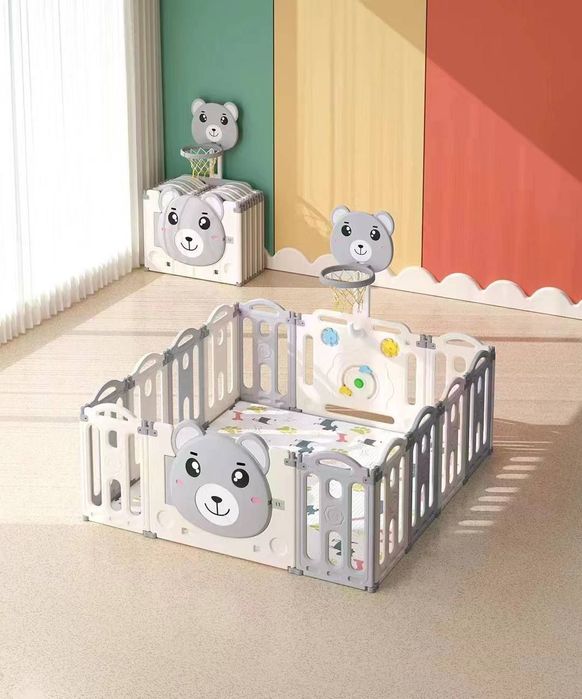 Доставка бесплатная.Детский манеж .!