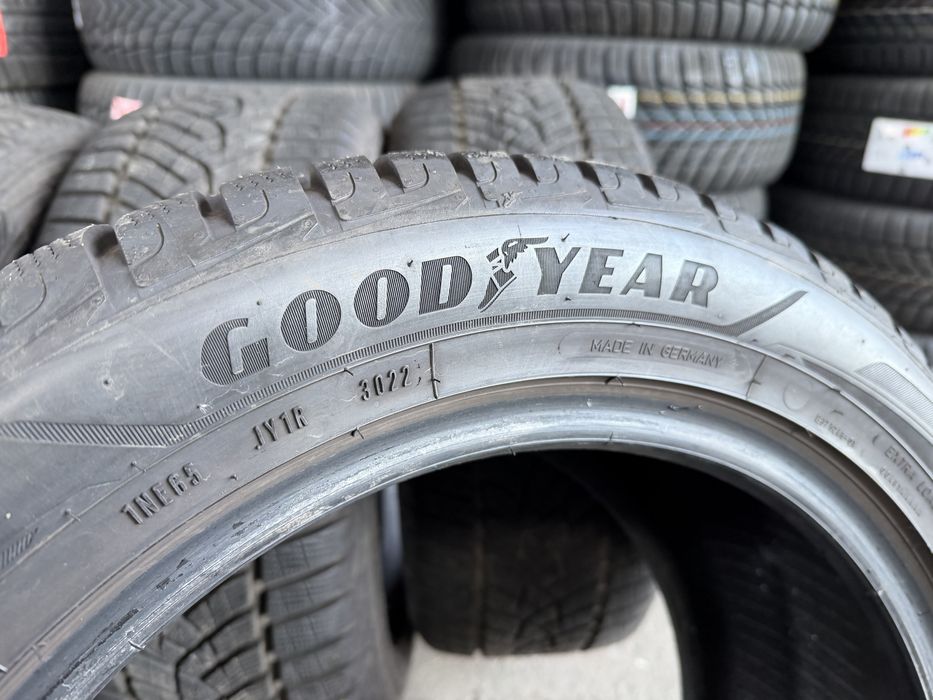 235/50/17 GOODYEAR 4бр