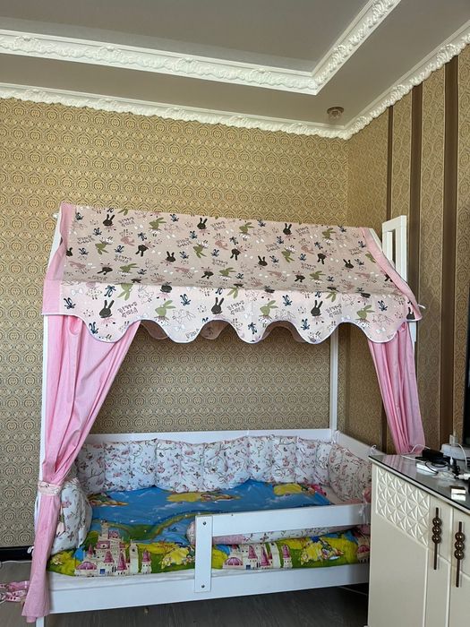 Продам детскую кроватку