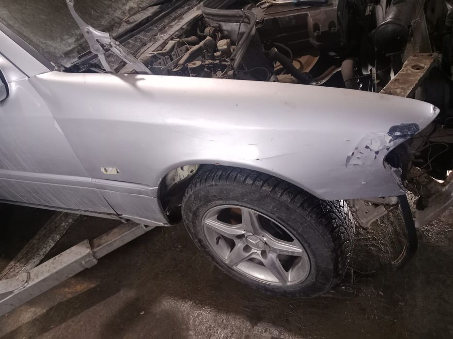 На Мерседес с220