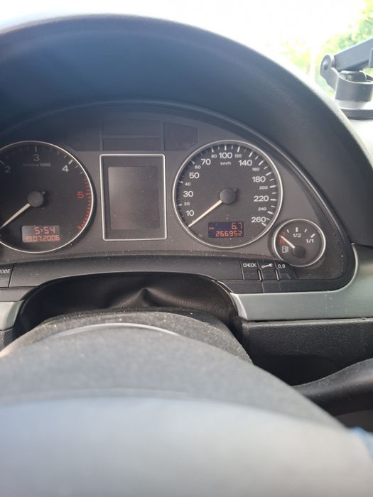 AUDI A4 2005 — imagine 3