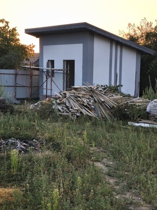 Casa noua de vanzare