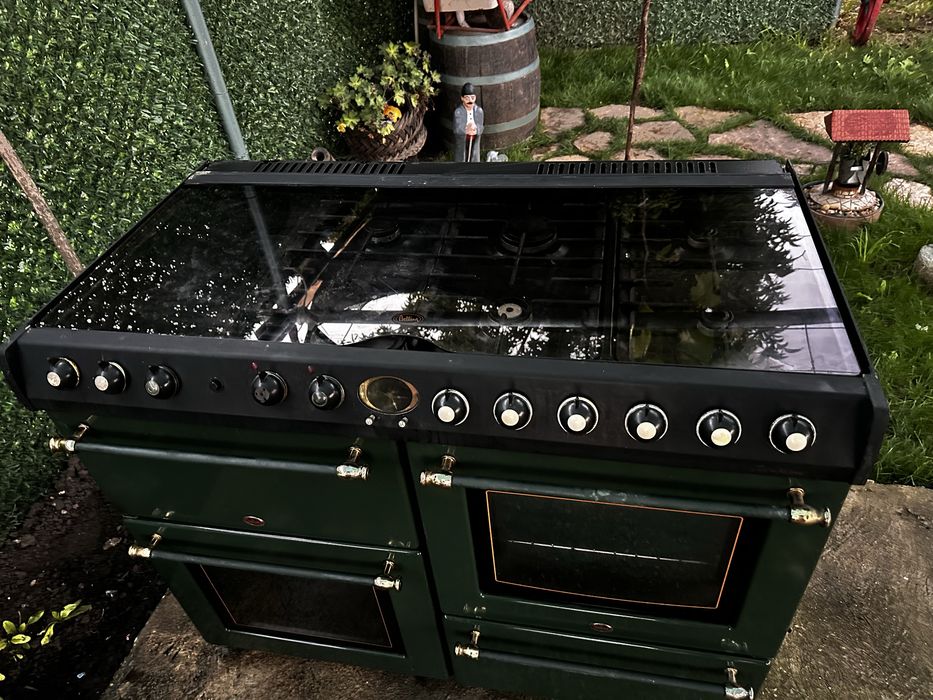 Продавам готварска печка RANGEMASTER