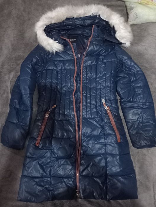 Срочно куртки разные б.у