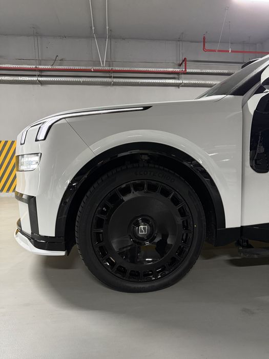 Link&co 900 restayling