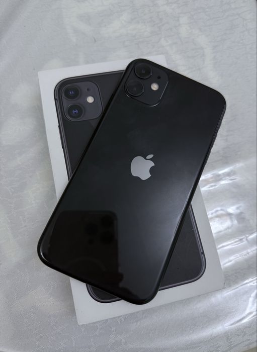 iPhone 11 black