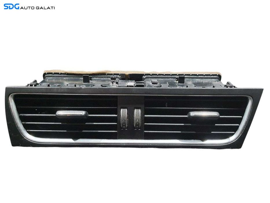 Grila Grile Aer Aerisire Ventilatie Bord Centrala Audi A4 B8 2008 - 2016 Cod 8T2820951D (Masina U.K) [N3839]
