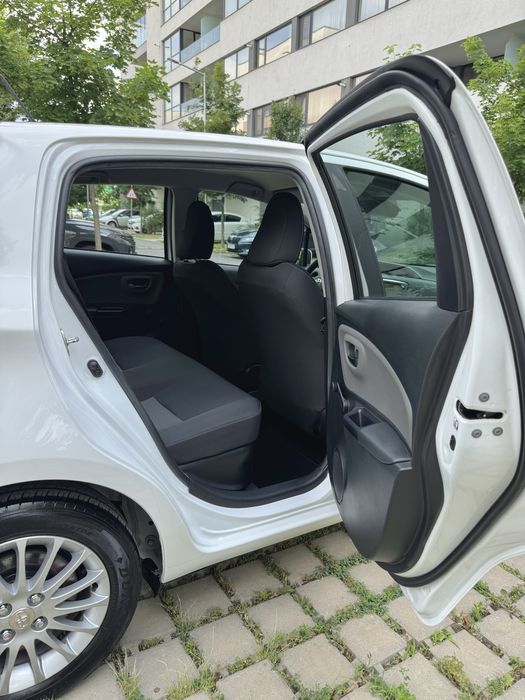 Toyota Yaris 2019 garantie 2030 1.5 VVT-I Hybrid Automat CVT 80.000KM achizionat de nou din reprezentanta toyota