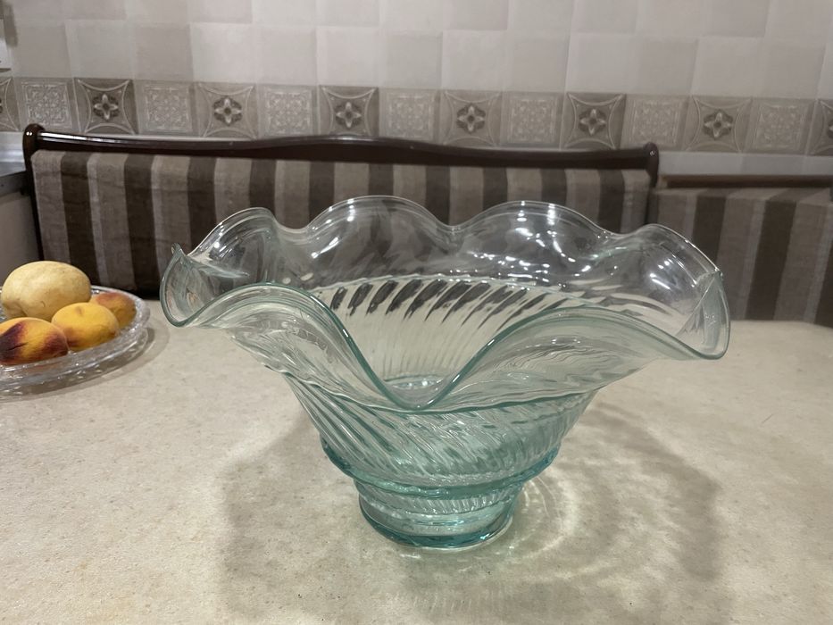 Продается набор из вазочек