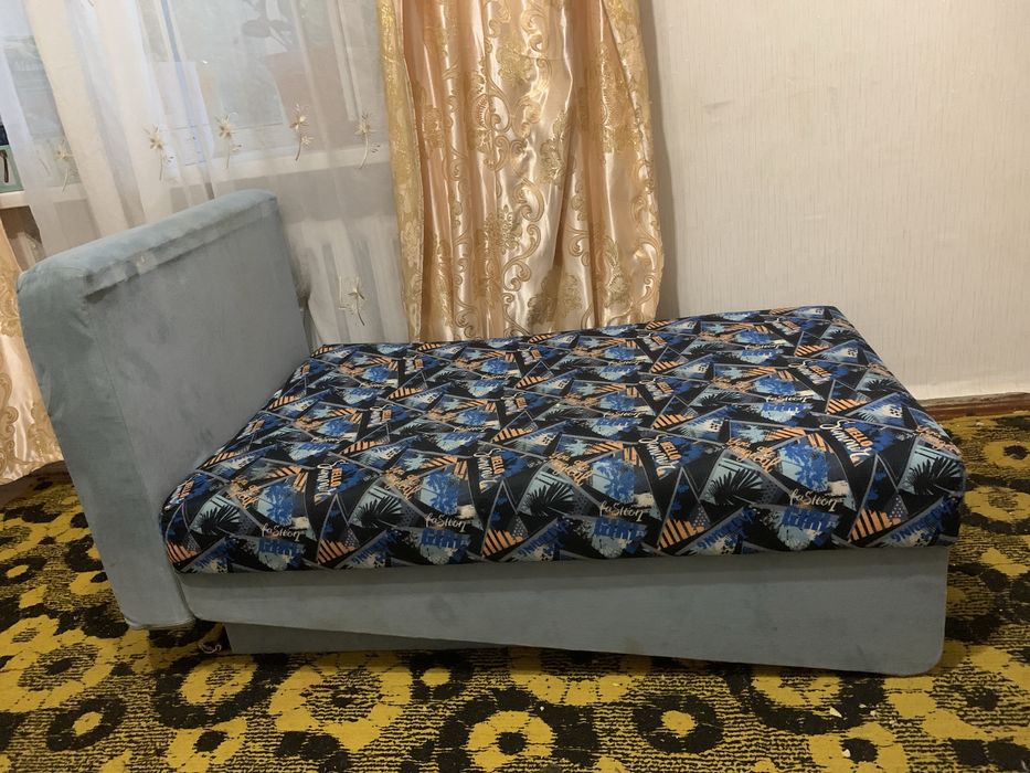 Продам диван детский