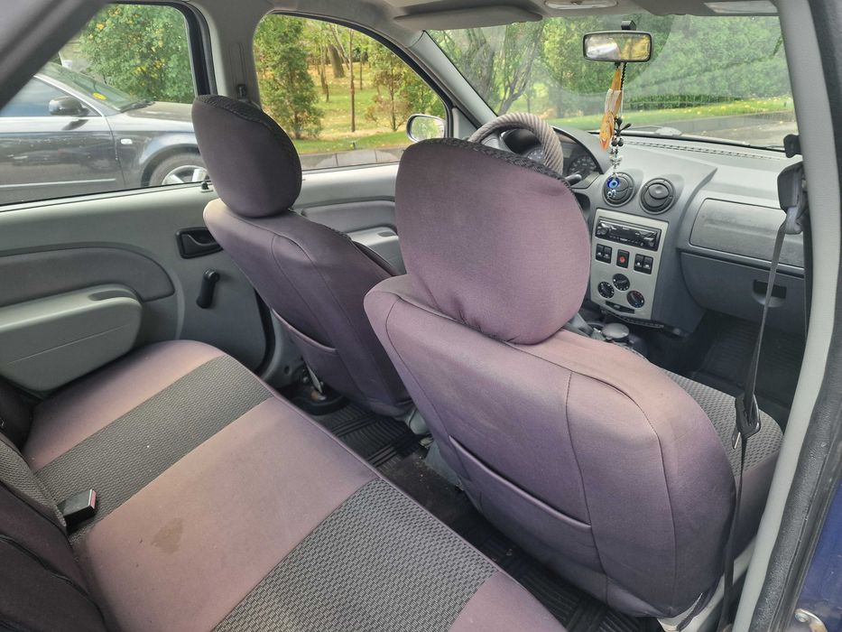 Vănd Dacia Logan Ambiance 1.4 MPI benzină