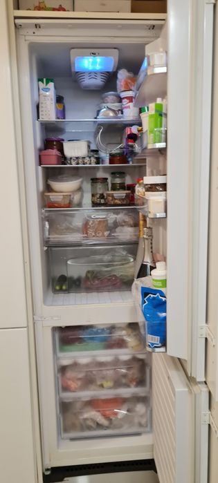 Холодильник встроенный