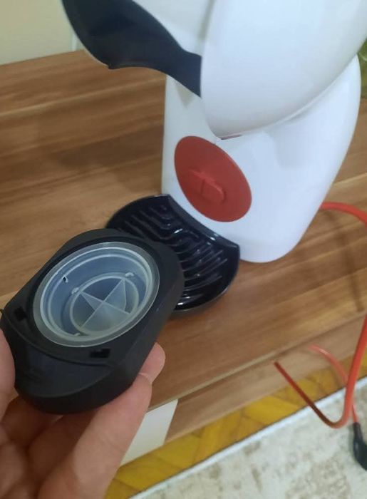 Кафемашина Долче Густо