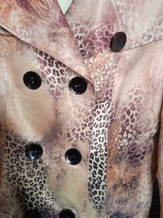 Новый женский тренч 46размер