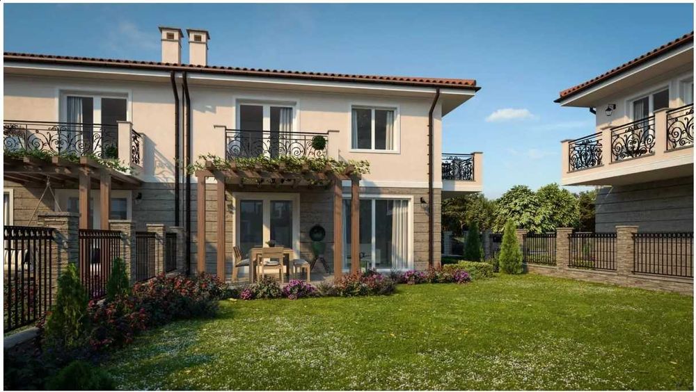 Предлагаме еднофамилни къщи в град Поморие