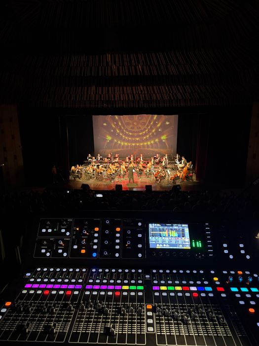 Închirieri sonorizare profesională, DJ, lumini, scenă, LED screen