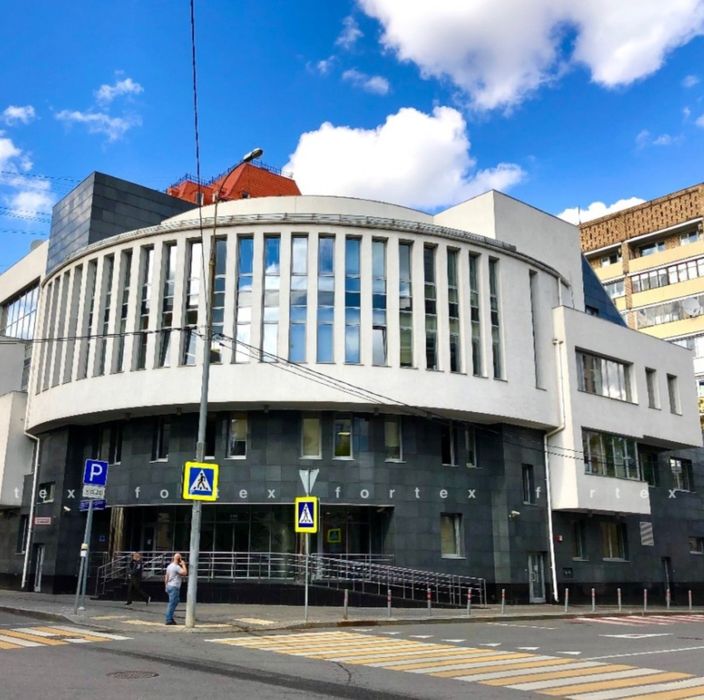 Продается земля под  гостиницу Клинику Мирабад