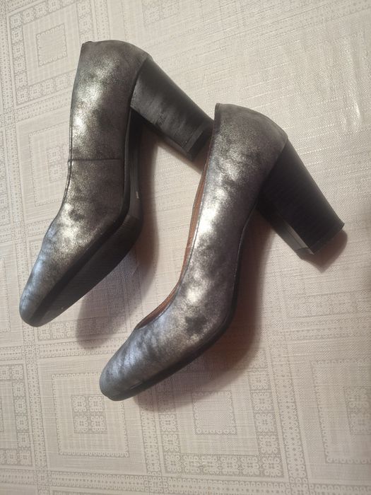 Pantofi eleganti cu toc