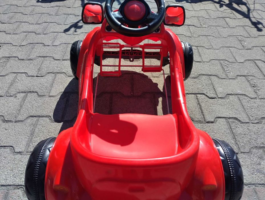 PILSAN Детска кола с педали HAPPY HERBY червен