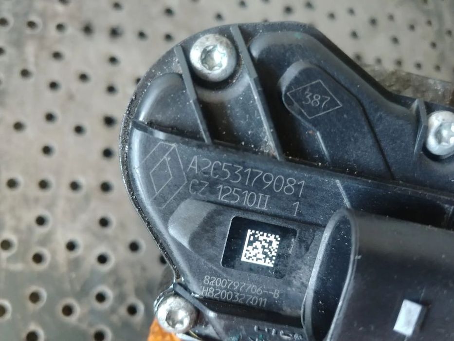 egr 2.0dci m9rm786 renault trafic 2 euro 5 8200797706-b  a2c53179081