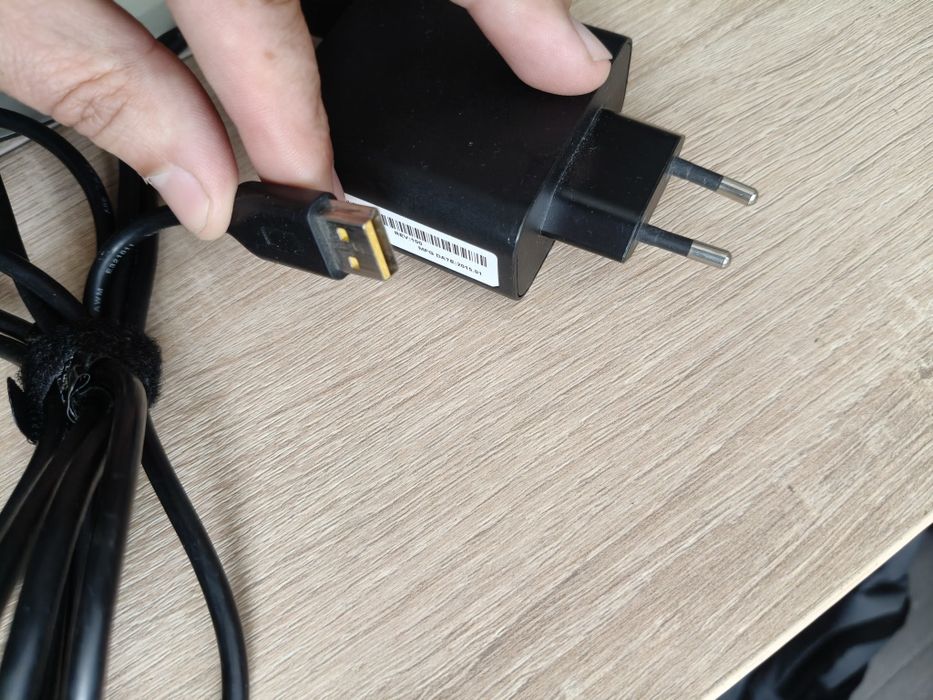 Lenovo ADL40DWCG 20v-2A, 5,2v-4a