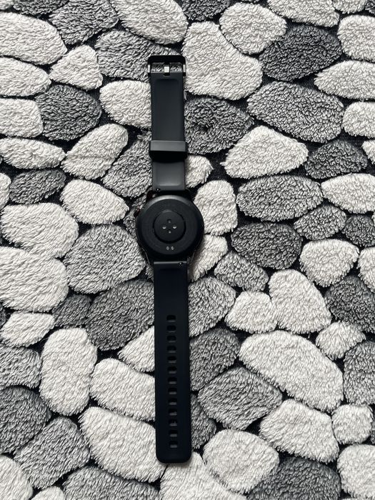 Продавам realme Watch S2