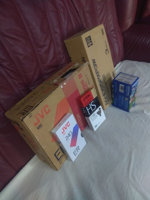 Видеокассеты фирменные , новые