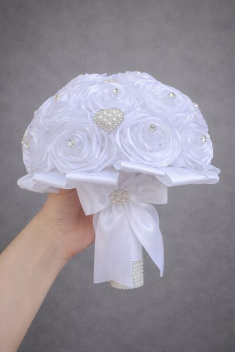 Buchet Mireasa cu trandafiri de satin