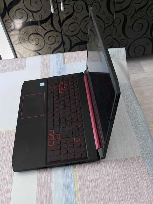 Продается игровой ноутбук Acer Nitro 5