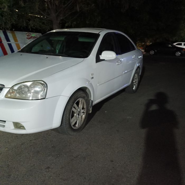 Chevrolet Lacetti / Gentra 2012