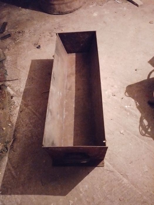 Troacă metalică 90x30 cm