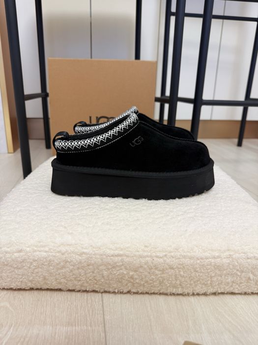 Papuci UGG Tazz