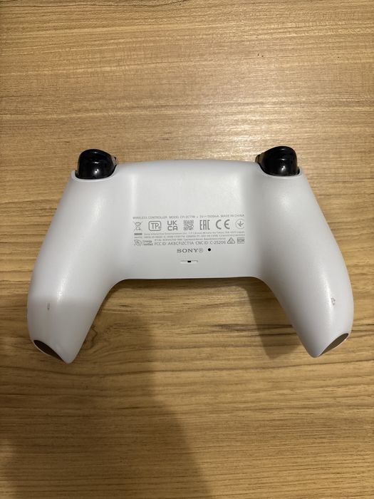 Джойстик за ps5/ Dualsense